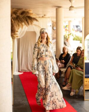 Mayra Farret Instagram - You need goals that give you goosebumps. 
Friends that give you energy.
Lovers that give you butterflies. 
A mission that makes it impossible to sleep and irresistible to wake up. 
It feels like fireworks inside your mind. 
So, use excitement as a compass. 
It shows you exactly where to go.

- Zach Pogrob

Runway producer @fashiontastemakerstx by @mayrafarret 
Haute Couture Designer @stellanolasco @stellanolascothedesigner 
Resortwear @aguaclaraofficial 
Location @bistr09 
Camera @miguelfloresphotography 
Decor @moraleseventdecorator 
Models @dx2_fashion_models
Make up @pearlishglam_bythais