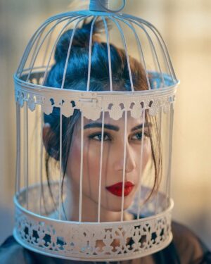 Meesha Shafi Instagram - @herkajalwontsmudge thank you for this conversation 🫶🏼

I am grateful for the invitation to this wonderful safe space that you have created. Anywhere where one can speak honestly and be vulnerable is a privilege

#podcast ep OUT NOW on @spotify