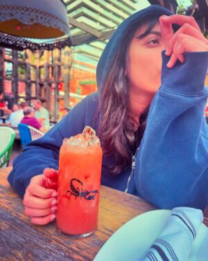 Meesha Shafi Instagram - 🥑🌶️🌮🌤️

#summer #thesix