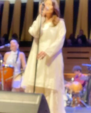 Meesha Shafi Instagram - LIVE @koerner_hall 

#Toronto 

#SoldOut #concert #music #culture #artist #musician #singer