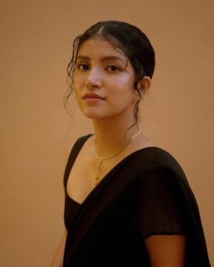 Meetha Raghunath Instagram - ✨

Artist : Meetha Raghunath @the.meethling
Styling and HMU : Steffhy Merwin @steffhymerwin 
Photography: Vasanth Kumar  @vasanthphotography