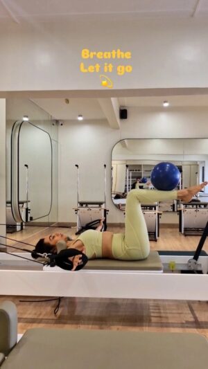 Meghana Kaushik Instagram - BREATHE, MOVE, LET IT ALL GO 🤍 🕊 
.
.
.
Nothing is as important as being in this moment right now. Breathe in Gratitude & let all the worries go with a Thank you. 🫶✨️
Even if it's a walk, get out there & move. BREATHE 💫
.
.
.
.
.
.
#pilates #selflove #selfcare #pilatesreformer #pilatesbody #mumbai #bepresent #move #workoutmotivation #meghanakaushik #actorslife #fyp #explore #healthiswealth #deepbreathing #mindfulness #gratitude