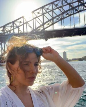 Melia Kreiling Instagram - My Sydney Speed-Date, courtesy of the oh-so-perfect hosts Kate&Grant: Sydney Harbour, Sydney Opera House, Sydney Harbour Bridge, Sydney Olivia, Sydney Ferries, Sydney Shark Nets, Shark Beach, The Gap, Sydney’s Bondi Beach, Sydney Rescue Teams, Sydney Sunrise, Sydney Cowboy Emma, Sydney Seagulls, and lots of Sydney Selfies!! ♥️ @wherestheotherone @gmbell77 @oliviawz