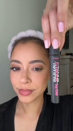 Michelle Hayden Instagram - How is this mascara not viral yet?! @benefitcosmetics BADgal BANG volumizing mascara 

#benefitcosmetics #benefitmascara #benefitbrows #beauty #makeup