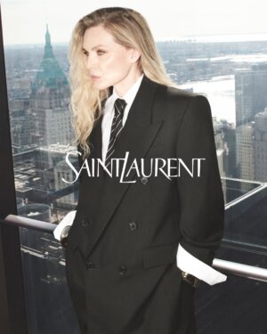 Michelle Pfeiffer Instagram - It was an absolute honor to work with @anthonyvaccarello, @ysl, and be captured by @DavidSimsofficial on the Summer 25 campaign. Thank you, ysl! xx

Hair: @hoshounkpatin 
Makeup: @gucciwestman
Styled by: @paulsinclaire