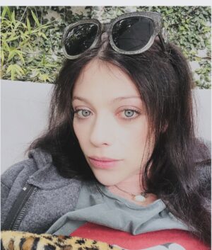 Michelle Trachtenberg Instagram - The warmth before the storm 🎞️💋💖