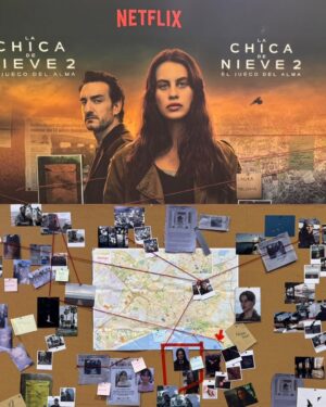 Milena Smit Instagram - Que bien nos lo pasamos el otro día en el evento de “La chica de nieve 2” en Málaga, gracias @netflixes @atipicafilms , y a todos mis compañeros 🖤🫂
¿Qué os ha parecido la serie?