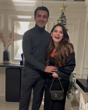 Minal Khan Instagram - What a beautiful winter night with awesome food and great company 🫶🏻

Thankyou Saboor & Saman for last night 🥂❤️