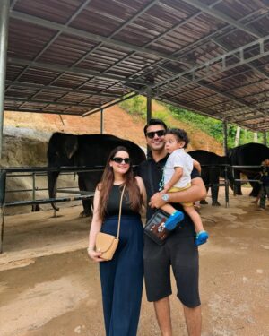 Minal Khan Instagram - Birthday celebrations with my heart & soul ❤️