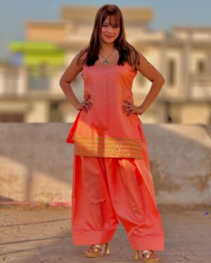 Miss Wow Instagram - 🔥🙈 #photos #indian #photsohoot #filmygayan #pics #viral 

Lens @al_irshad_international 
📷 @boss001117