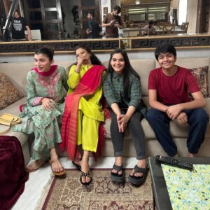Mizna Waqas Instagram - 💚💛🖤❤️

.
.
.
.
.
#bakhtawarrasheed #miznawaqas #sarakashifrajput #ahmedusman #Guddi #geoentertainment #7thskyentertainment #post #trending #fyp #drama #bts #instagood #instagram