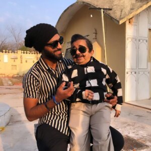 Mizna Waqas Instagram - 😜😜😜😜😜
Mahol pura wavy 
#idc #itxaqibofficial #farahsadia #madiharizvi #miznawaqas #mashalkarim #shahzadbaloch#bilalkhan #hassanahmedqureshi #comingsoonramzanplay