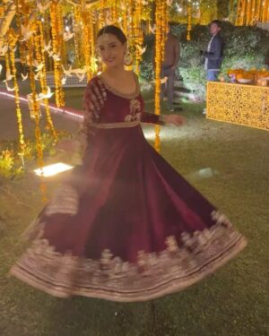 Momal Sheikh Instagram - Every love story is beautiful but yours is my favourite♥️
Mahirah… our most special one!! 
I don’t know where to begin from but these past few weeks have been nothing but magical😍
You have given us memories that will last a lifetime. From the wedding festivities to the actual day everything was unreal. I wanted you to know how grateful I feel to have been a part of your wedding celebration.
I am so happy for you both. 
Here’s to a lifetime full of happiness and immense love.
May Allah always keep you, Salim and Azzu under His protection and away from 🧿 
You deserve all the love, smiles, peace, happiness and success in the world. 

Congratulations to the wonderful two of you!! 
Cheers to love, laughter and happily ever after! @mahirahkhan @salimkarim 
♥️🫶♥️

Special thank you @mohsin.naveed.ranjha for making this beautiful custom made outfit for me 💕
Jewels by @kohar_jewel 
Hair and makeup @mubsher.bhatti my fav