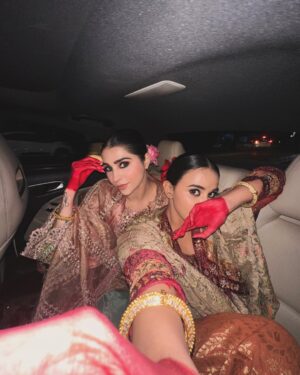 Monica Chaudhary Instagram - Just two Delhi girls CASUALLY dressed for diwali party ✨
Makeup: @make_up_chauhan