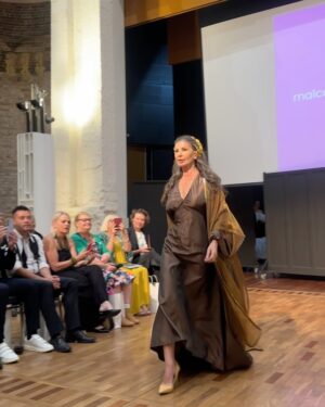 Monique Coleman Instagram - Looked like a cupcake, but left no crumbs  @melbfashionfestival 💕✨🇦🇺

HUGE thank you to @malcolmpaull for inviting me to my first #melbournefashionfestival and to @tulleaddict for dressing me & @shaunashauna_ 

The show was absolutely stunning & it was immensely refreshing to experience body diversity, age inclusion, and gender non confirming looks on the runway! I truly believe the world is more beautiful when we embrace the full spectrum of our humanity and celebrate each other’s creativity!