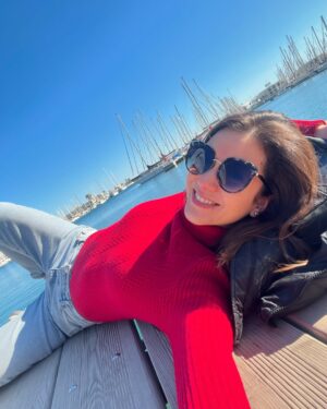 Monserrat Torrent Instagram - Del finde en Alicante ☺️ una ciudad con mucho encanto, calma, belleza natural y lindos lugares para descubrir. 
Un pequeño veranito en medio de este invierno Europeo ☔️

Junto a @nicobarrios ❤️

#viajes #findesemana #trip #europa