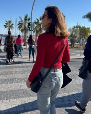 Monserrat Torrent Instagram - Del finde en Alicante ☺️ una ciudad con mucho encanto, calma, belleza natural y lindos lugares para descubrir. 
Un pequeño veranito en medio de este invierno Europeo ☔️

Junto a @nicobarrios ❤️

#viajes #findesemana #trip #europa