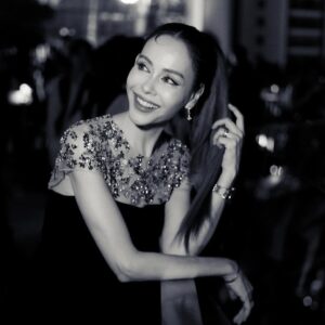 Myria Benedetti Instagram - นัทขอขอบคุณทุกความรัก ความเมตตา ที่ส่งกำลังใจมาให้นัทในทุกช่องทางนะคะ 🤍🙏🏻และขอขอบคุณพี่น้องสื่อมวลชน แฟนคลับ ทุกท่านอีกครั้ง love you ka 🥰🫶🏻🤍🙏🏻

#MJCCineAsiaNight24