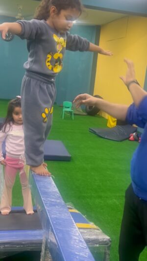 Nadia Jamil Instagram - MASHALLAH! Someone joined @signsofspring1 for gymnastics today and wowed us all! And this is just day one Alhamdolillah! Nuri is on fire. MashaAllah Alhamdolillah. This is an awesome place for kids in Lahore. Highly recommended! 

You can contact them for more details. 

Reading chaar Quls for all our children to thrive and be happy! InshaAllah 

♥️♥️♥️