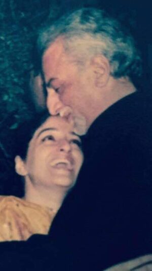 Nadia Jamil Instagram - Please say a prayer for my magnificent Abu to be in eternal bliss, in the highest gardens of Jannah, it’s his birthday today! 
A day all who loved Abu are deeply grateful for!

Today one of the kindest, sweetest, funnest, funniest, most beautiful souls in the world was born. 

Aba was a one of a kind husband. His love story with @nusciejamil is legendary. She was the centre of his universe, his Sun. He was a fantastic father, a loving brother, a doting son, caring Uncle, loved employer, great friend & spectacular human being. 

Aba loved all things beautiful. He loved beautiful moon lit nights, good music of any kind, poetry, literature, movies, dogs, birds, his couch, his fig & mango trees. He was a gentle, romantic man, & a deeply practicing Sufi, who sensed the Divne in everything & who loved to find humour & joy everywhere.

He taught us to love deeply, to enjoy & pursue knowledge & develop a refined taste for anything & everything…to laugh easily, not take ourselves to seriously & to forgive & forget for one’s ease of mind.

He loved life but was so calm, fearless & ready to meet his maker, when he was leaving, solid in the knowledge that he had never wronged a living being, & certain in his Love for Allah. 
Aba surrendered to his Faith with complete Tawakul. 

He told me that if I was regular in prayer & meditation, after his death, I would be able to meet him at a spiritual plane, beyond the mere physical, & Alhamdolillah it is true. I know today Bhai @ofj2101 & I learn from him & sense him at a whole other level. 

Abu is the calm in my heart. I often feel his smile deep within my soul. His blood, genetic memory, DNA, his wisdom courses through me beyond even a cellular level. 

There is not a moment in my day that I don’t thank Allah for the miraculous gift of a father like you @jaliljamil 
I miss your hugs & the look on your face whenever I entered a room, but I’m so blessed with what you leave us with & who you were & still are for me. 

Alhamdolillah Shukar Alhamdolillah 

& Happy Birthday my love. 

Always & forever your BiTiya, Nadiyaa

#baba