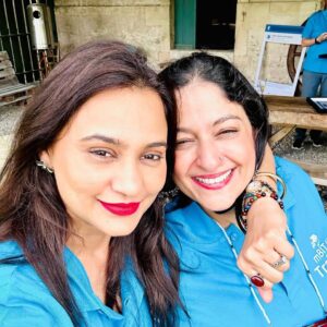Nadia Jamil Instagram - From our hearts to yours ♥️
