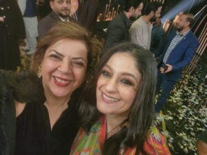 Nadia Jamil Instagram - 20 years … with the amazingly amazing #merepaaspaas #HumTvs iconic first major drama serial with MD Productions. One of my favourite serials ever.