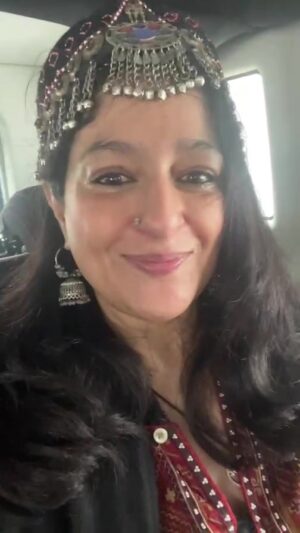 Nadia Jamil Instagram - Fee Aman Allah :)
A small chat with my beloved social media family on the beauty of aging Alhamdolillah 
Love you dearly!
Yours always Nado J xxxxxx♥️🙏🏽🤗🥰🫶🏽🙌🏽🤲🏽🤘🏽♥️😍🌳🌲🏝️🫡