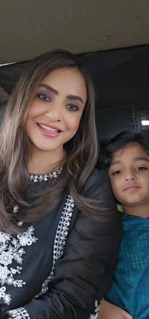 Nadia Khan Instagram - Watch me and keenu live with @itsnidayasir.official on @arydigital.tv at 9am today with other celebrity moms and their kids for the best summer camp adventure...