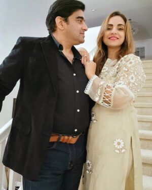 Nadia Khan Instagram - Love is just a word until someone comes along and gives it meaning.
Happy 2nd Anniversary on 20-12-2022