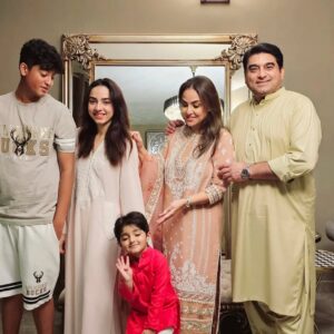 Nadia Khan Instagram - A VERY HAPPY EID MUBARAQ TO YOUR FAMILY FROM OURS ... EID 2023
