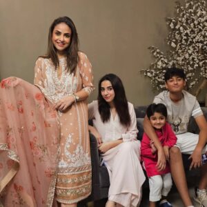 Nadia Khan Instagram - A VERY HAPPY EID MUBARAQ TO YOUR FAMILY FROM OURS ... EID 2023