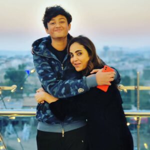 Nadia Khan Instagram - WHEN YOUR SON IS 6 FEET 1  AT AGE 14 AND ASKS .. MOM WHY YOU ARE SO SHORT ??
