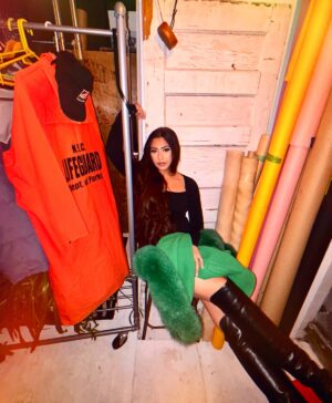 Naeema Butt Instagram - Roaming inside my soul every day, they say! 🤷‍♀️ 
#naeemabutt #newyork #newyorkfashion