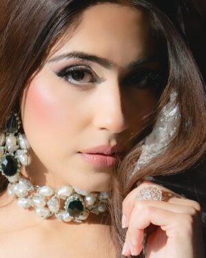 Naeema Butt Instagram - For @shaz_mehndi_makeupartist x @naeemabutt fav 🤍

Outfit @mywish_couture_bymehwish 
Photographer @sharmeen.c 
Styling @stylebyhassan 

#naeemabutt #shazmakeupartist #styledbyhassanabdullah