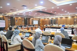 Nafa Urbach Instagram - Selamat hari Senin😊 Hari ini kami menghadiri Rapat Konsultasi Pimpinan DPR RI bersama Pimpinan Fraksi-Fraksi dan Badan Musyawarah (Bamus) DPR RI dengan beberapa pembahasan yang akan disampaikan pada rapat paripurna besok.
Semangat awal pekan, mari terus bekerja bersama untuk Indonesia yang lebih baik🇮🇩