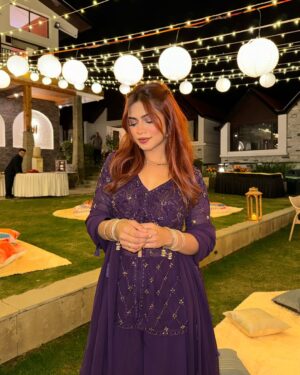 Nagma Mirajkar Instagram - sangeet night was so much fun and the set up was so dreammyyy 🥹 missing everyone 💜

wearing: @asbaabofficial 
👠: @pabishfootwears