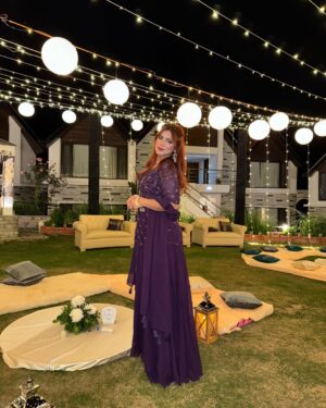 Nagma Mirajkar Instagram - sangeet night was so much fun and the set up was so dreammyyy 🥹 missing everyone 💜

wearing: @asbaabofficial 
👠: @pabishfootwears