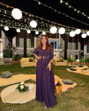 Nagma Mirajkar Instagram - sangeet night was so much fun and the set up was so dreammyyy 🥹 missing everyone 💜

wearing: @asbaabofficial 
👠: @pabishfootwears