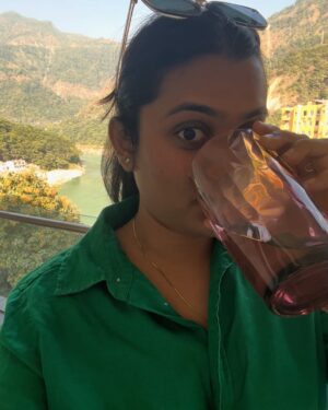 Naini Jain Instagram - What’s your plan for the New year ?
I just want to spent time with myself 🕰️