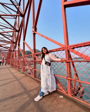 Naini Jain Instagram - जो है मेरा सब है तेरा 🙏🏾
Blessed and grateful 🫶

#sprituality #haridwar #blessed #thankful #tbt