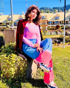 Najiba Faiz Instagram - Grades don’t define your ability and Rumours don’t define who you are. #najibafaiz
