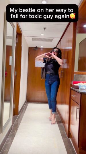 Najiba Faiz Instagram - 😈😝 #najibafaiz #mairakhan