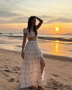 Nalinthip Sakulongumpai Instagram - ⋆˚✿˖° 🥥 ₊˚⊹♡ 🌴🌊