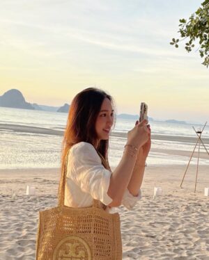 Nalinthip Sakulongumpai Instagram - ⋆˚✿˖° 🥥 ₊˚⊹♡ 🌴🌊