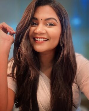 Namrata Sambherao Instagram - Be unstoppable 🤍
.
.
#selfies #unstoppable #actress #passion #love #insta #smile #keepgoing #unconventional