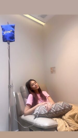 Namthip Jongrachatawiboon Instagram - IV drip therapy with various vitamins and nutrients is widely used due to its numerous benefits, particularly concerning overall health and beauty. Here are the reasons why you may feel better after undergoing IV drip therapy. @glowplus.life