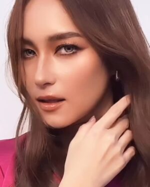 Namthip Jongrachatawiboon Instagram - If I’m not a human, I’m an AI. 🌹