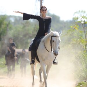 Namthip Jongrachatawiboon Instagram - 🐴🐴