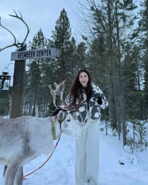 Narikun Ketprapakorn Instagram - ตัวนี้เรียก reindeer แต่ขอเรียกเธอว่า my dear ได้มั้ยคะ5555555555