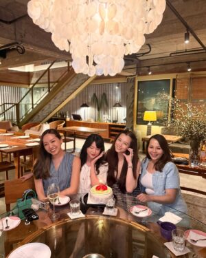 Natalia Ng Instagram - Thank you for stayin’ Feb-ulous with me all through March too 💋🎂🎈 #NataliaTurnsXX

Caught a meddlesome bug from my toddler that took a hit on my social calendar for 2 weeks. Having lived through the era of Covid, no steam was lost albeit delayed celebrations 🥳 

Grateful always for the love from my golden circle 🌟💫
